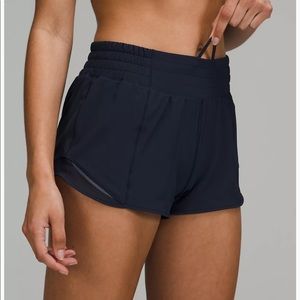 Lululemon Hotty Hot High Rise Lined Short 2.5” Size 4 Navy